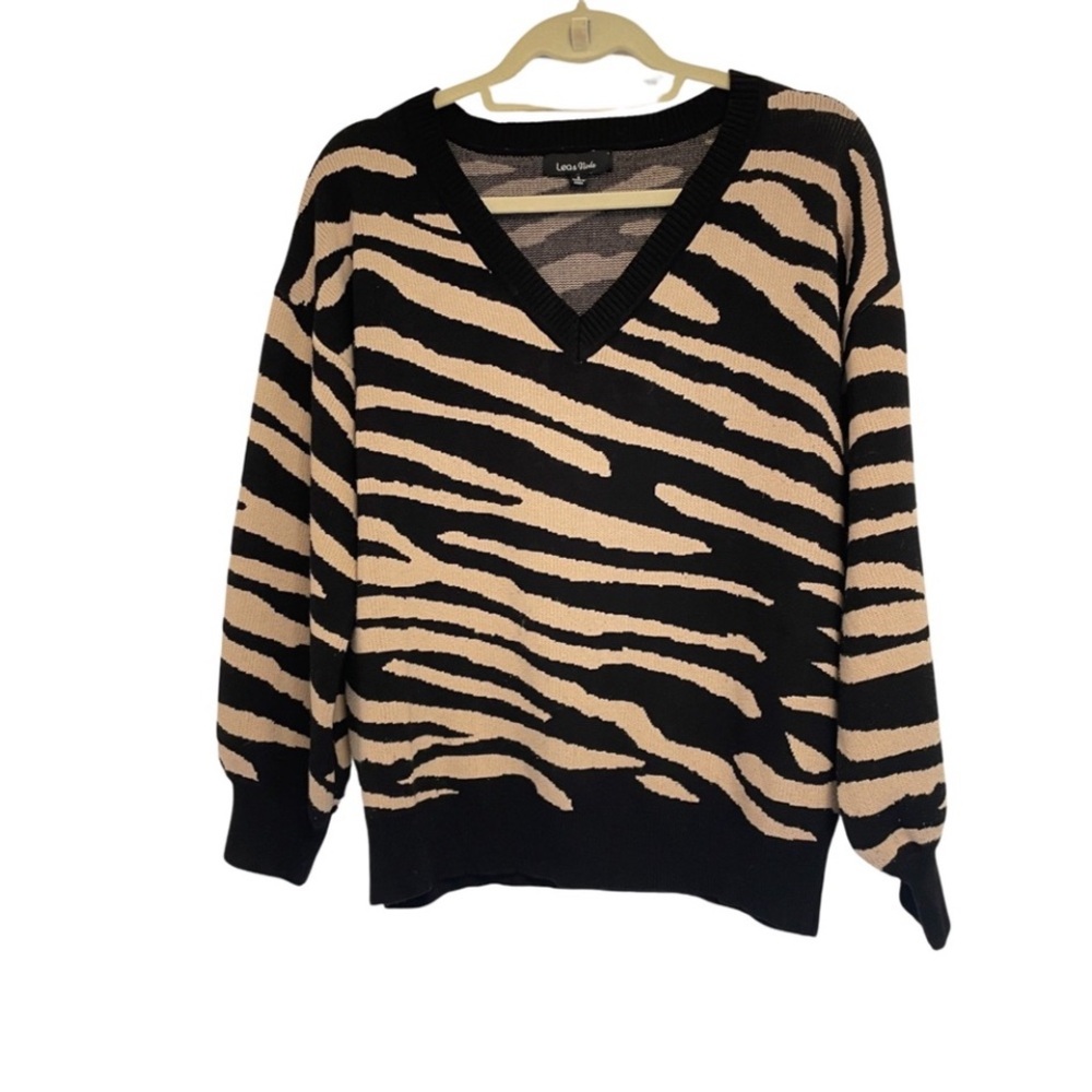 Lea & Viola  Zebra Stripe V-Neck Sweater S
